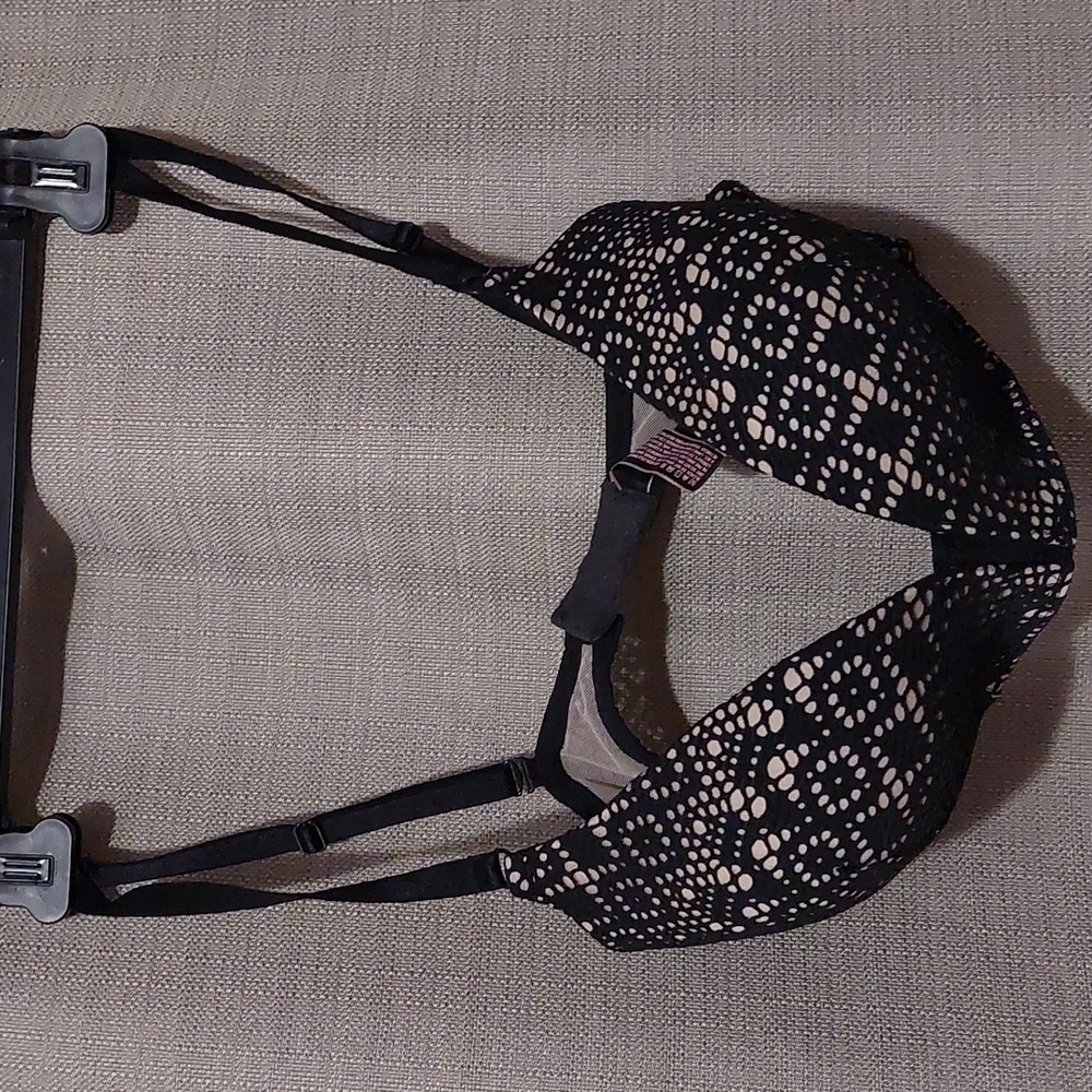 Victoria Secret 34D Black lace bra
